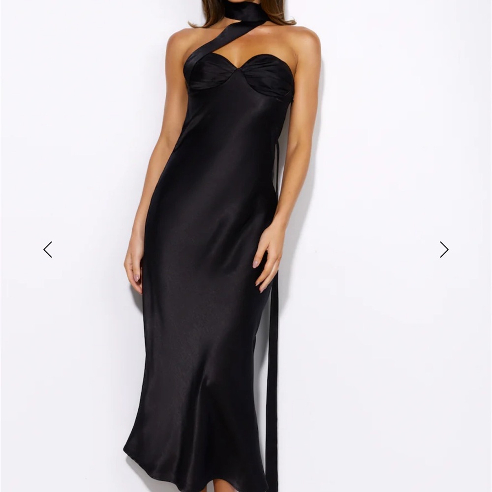 Elegant Black Halter Dress